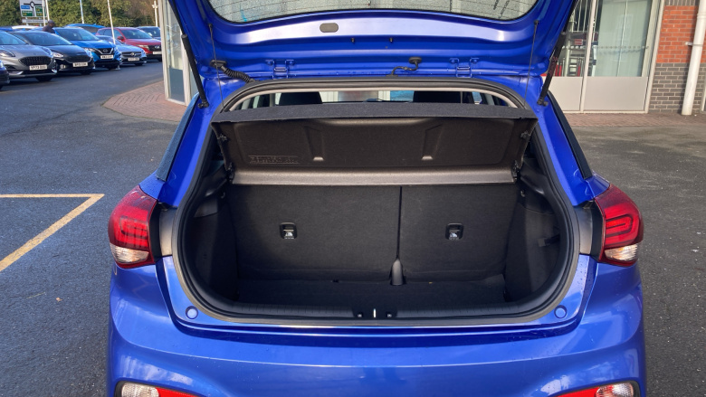 Hyundai i20 1.2 MPi S Connect 5dr Petrol Hatchback